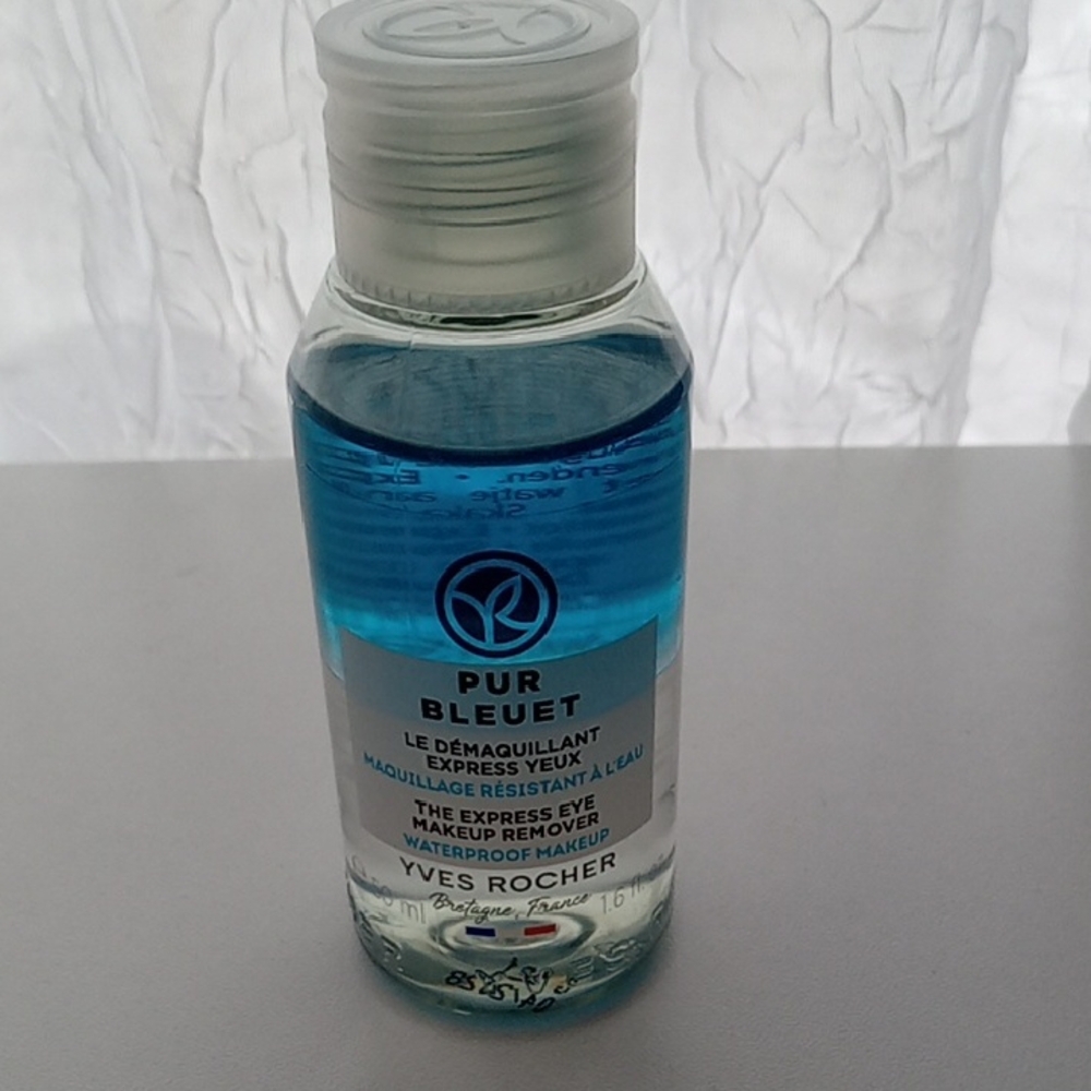 5/$25 Yves Rocher Pur Bleuet Eye Makeup Remover - Blue and Clear Bottle